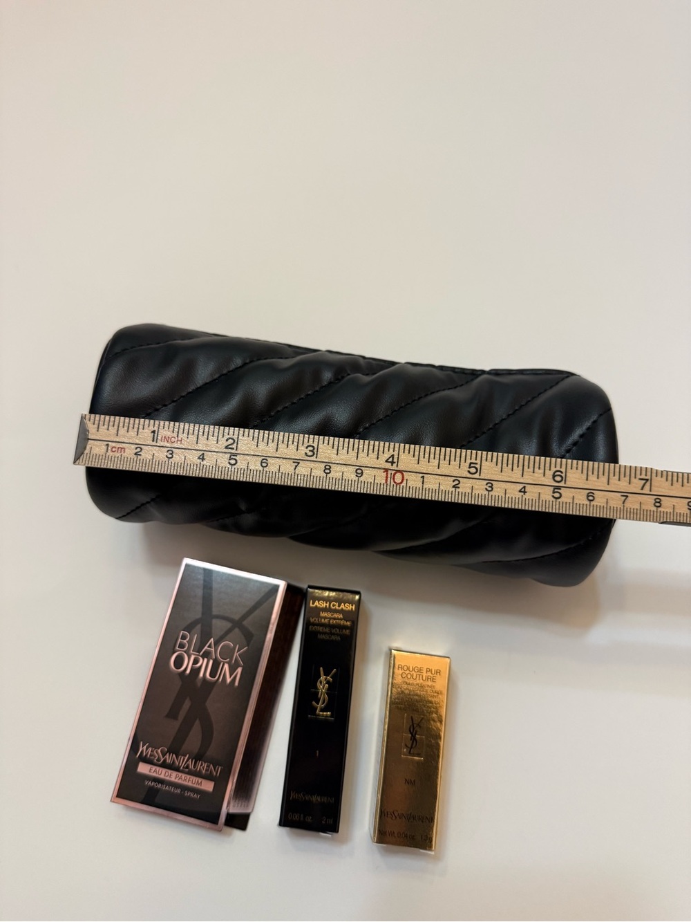 Yves Saint Laurent Black Quilted Zip  makeup brush Case or makeup - Picture 3 of 8